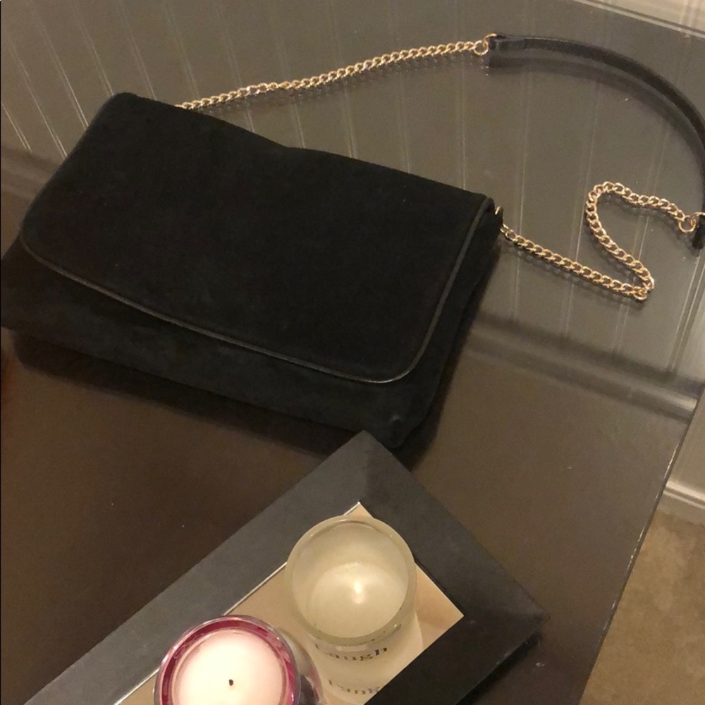 Hugo boss shoulder bag, comfortable and classy